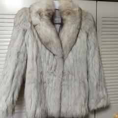 ミンク毛皮のハーフコートの画像