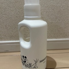 ディズニーランドリ詰め替えボトル　ミッキーの画像