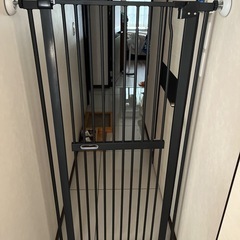 ペットゲート、ペットフェンス、ベビーゲート