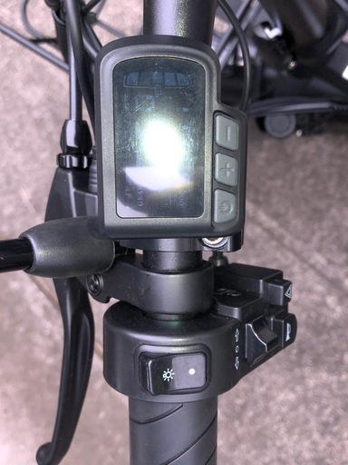 電動アシスト折りたたみ自転車　アクセル付き