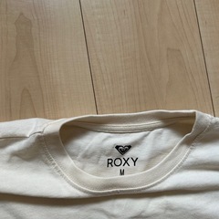 ROXY tシャツ M タグ付き新品　最終値下げの画像