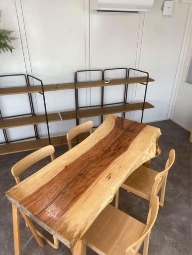 {赤字覚悟} 栃/トチ　一枚板　テーブル　新品/未使用　杢あり
