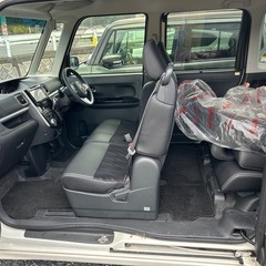 検R8年4月DAIHATSUタントカスタムXトップエディションSAの画像