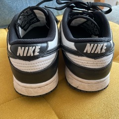 NIKE ダンクLow パンダ スニーカーの画像