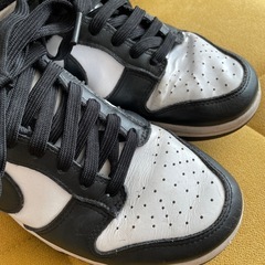 NIKE ダンクLow パンダ スニーカーの画像