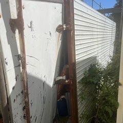 お譲り先決まりました。アルミコンテナ　ジャンク品の画像