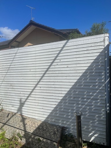 お譲り先決まりました。アルミコンテナ　ジャンク品