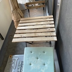 イケヤ　ベランダ用テーブルと椅子セット