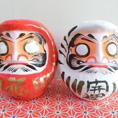 【未使用】縁起物 だるま 大・中・小の4セットの画像