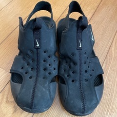 NIKE キッズ サンダルの画像