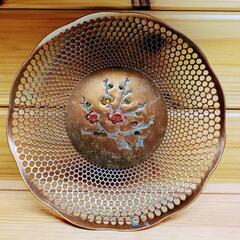 最終値下げ　格安　ビンテージ　逸品　金属製平飾り皿　2点　金属工芸品の画像