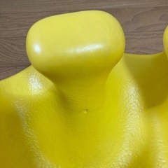 BUMBO ★ ベビーチェア ベビーソファ イエロー 椅子 イス バンボの画像