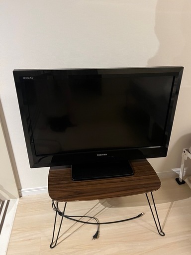 TOSHIBA  REGZA  32型