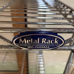 アイリスオーヤマ　メタルラック　4段　ローラー付きの画像