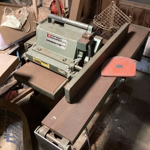 最低販売価格日立自動かんな盤