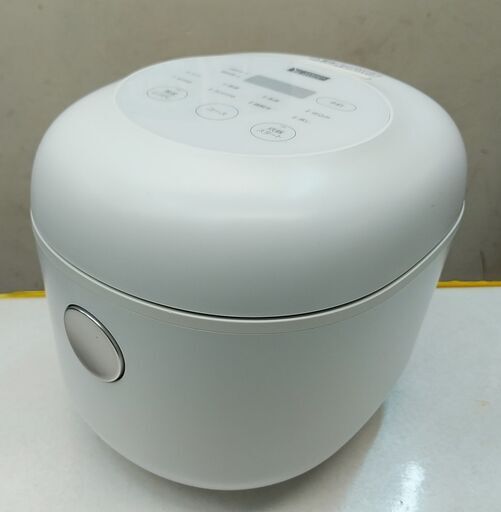 品質保証☆配達有り！4000円(税別）ヤマダセレクト 3合炊き マイコンジャー炊飯器 2022年製