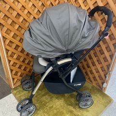 【愛品館 江戸川店】コンビ CWLアンブレッタ4キャスエッグショックUH 2017年発売 ベビーカー ID::110-024871-007の画像