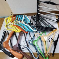 受け渡し候補決定：ハンガー色々 まとめて あげます