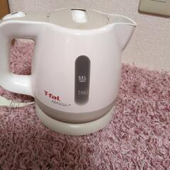 ティファール電気ケトル0.8Lの画像