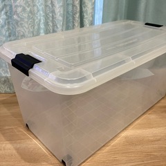 衣装ケースの画像