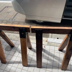テーブルのあしの画像