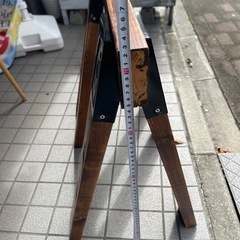 テーブルのあしの画像