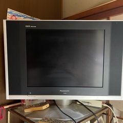 アナログTV デジタルチューナー付き。