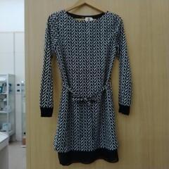 ARMANI exchange ワンピース 婦人Sサイズ TJ7529