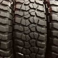 BF Goodrich Mud-Terrain T/A KM2 グッドリッチ LT255/75R17 111/108Q 17インチ 夏タイヤ オフロード 4本 バリ溝 ラングラー等　(KTN157)の画像