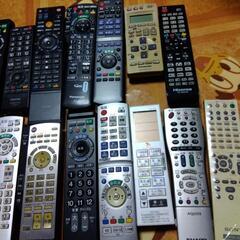 リモコン各メーカ色々24個！の画像