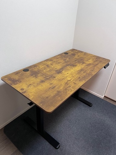 電動昇降式デスク
