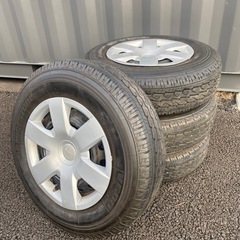 ハイエース 200系 純正ホイール タイヤ付き