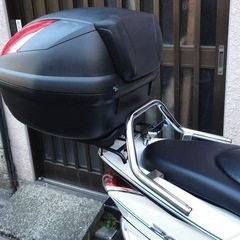 原付2種のリアボックス譲ってください。