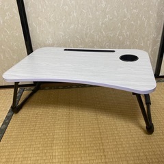 折りたたみテーブル