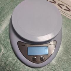 デジタルキッチンスケール