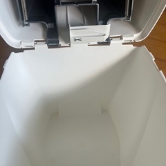 ペット用品リターロッカーの画像