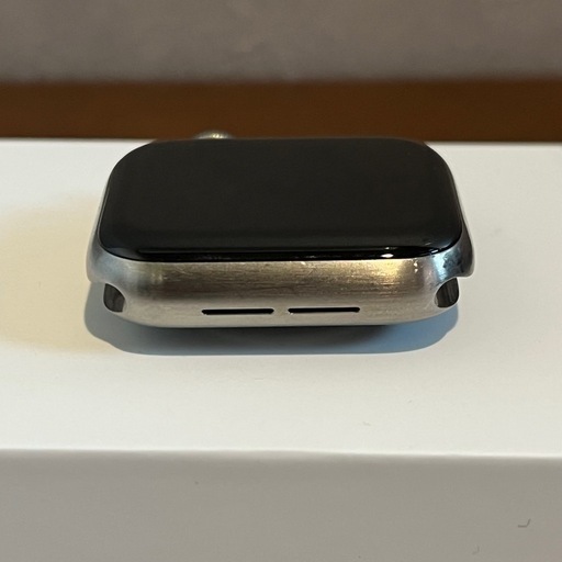 ★titaniumモデル★Apple Watch series 6セルラー40mm