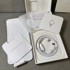 〜取引終了〜美品 iPhone15 Pro Max 付属品　【本体なし】の画像