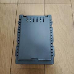 値下げしました。アイリスオーヤマコードレスクリーナーバッテリー　動作確認してます　一応満タンに充電してます。の画像