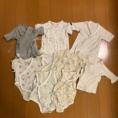 ユニクロ　2wayオール、ボディスーツ　60サイズ