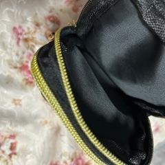 オシャレなスマホショルダーバッグの画像