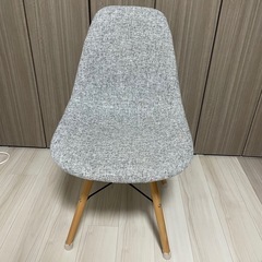 【値下げしました】ダイニングテーブル・イス1脚セット