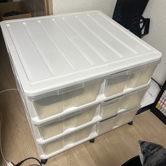 押入れ収納ケースの画像