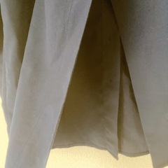 バナナリパブリック　ネイビー ボタン付きシャツ 長袖 スリット入りの画像