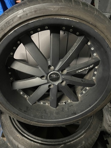 クエルボ10 20インチホイールタイヤセット