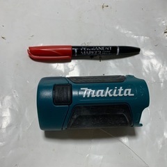makita/マキタ　フラッシュライトML100 