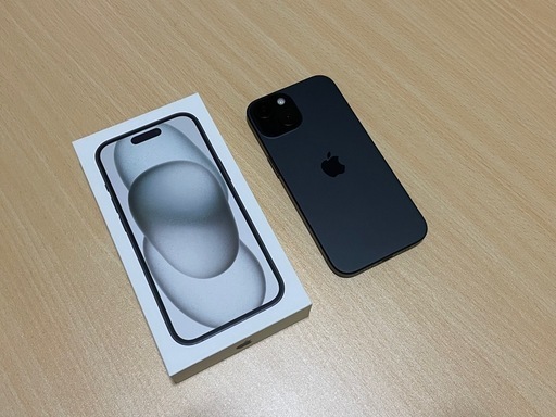 中古　iPhone15 ブラック