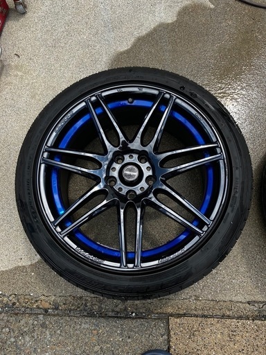 18インチ　
アルミホイール