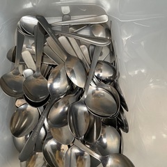 スプーン、フォークいっぱいの画像