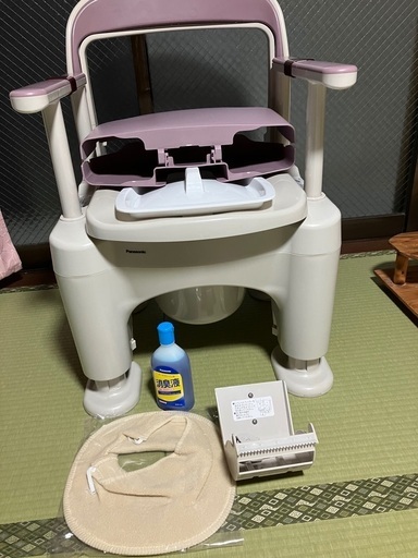 ポータブルトイレ